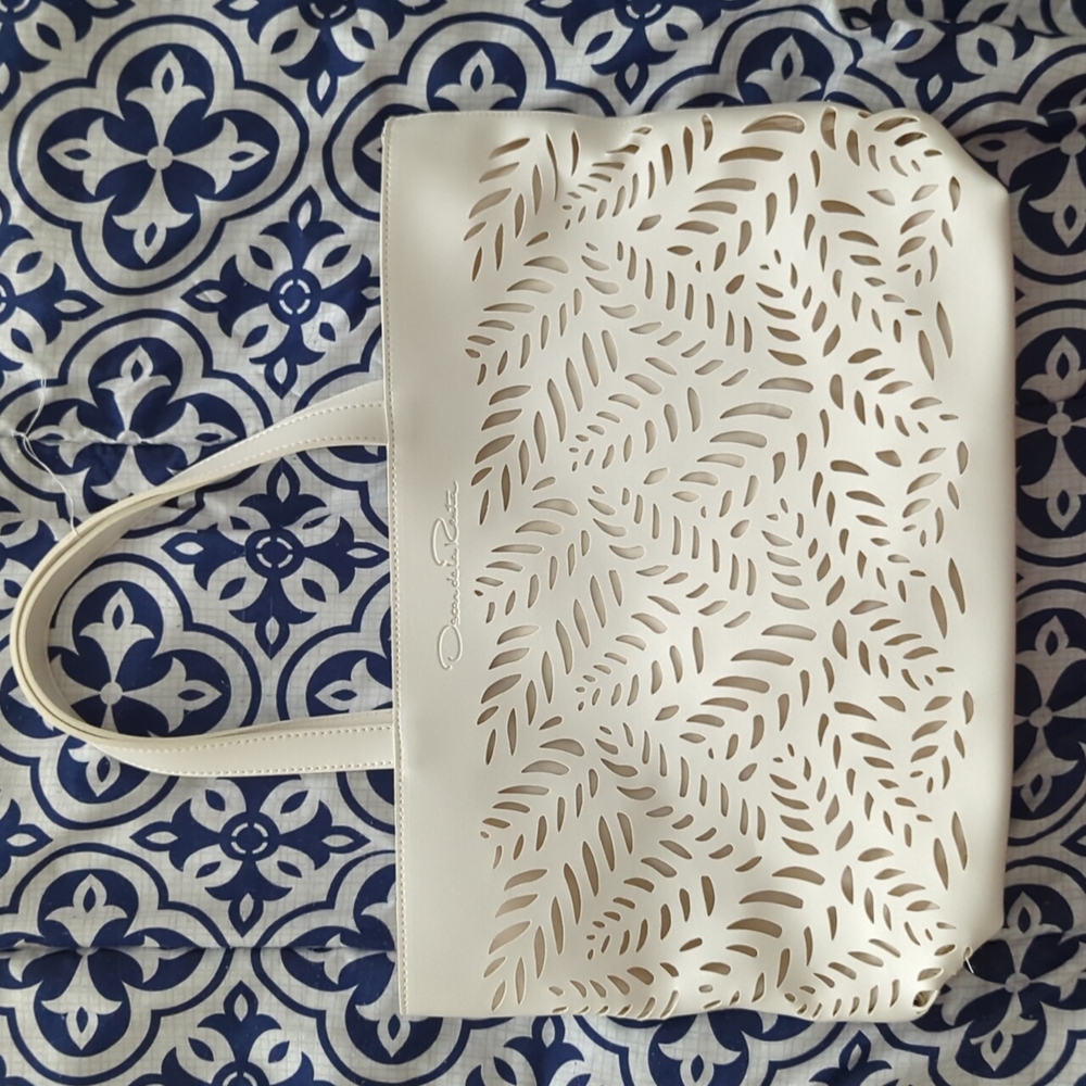 Oscar de la Renta white tote
